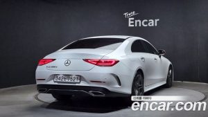 Mercedes-Benz CLS-Class CLS300d AMG Line 2020 года из Южной Кореи