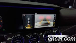 Mercedes-Benz CLS-Class CLS300d AMG Line 2020 года из Южной Кореи