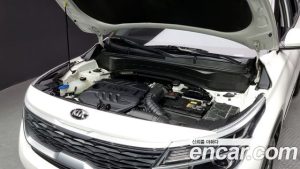 Kia Seltos Дизель 1.6 2WD 2020 года из Южной Кореи