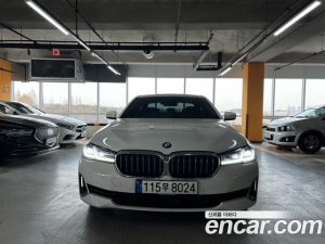 BMW 5-Series 530e Luxury 2021 года из Южной Кореи