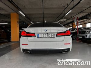 BMW 5-Series 530e Luxury 2021 года из Южной Кореи