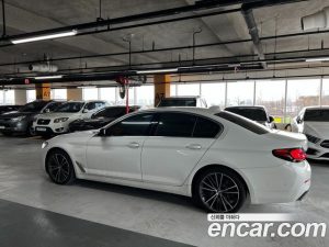 BMW 5-Series 530e Luxury 2021 года из Южной Кореи