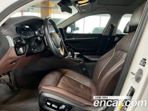 BMW 5-Series 530e Luxury 2021 года из Южной Кореи