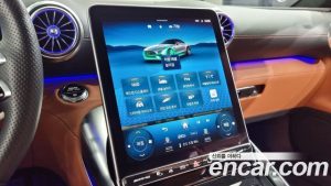Mercedes-Benz SL-Class AMG SL63 4MATIC+ 2023 года из Южной Кореи