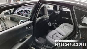 Kia K5 2.0 2020 года из Южной Кореи