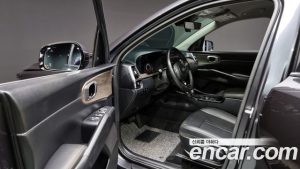 Kia Sorento Бензин 2.5T 2WD 2021 года из Южной Кореи