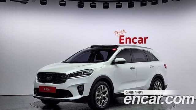 Kia Sorento Дизель 2.0 2WD 2020 года из Кореи