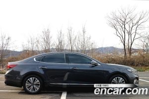 Kia K7 Prestige 2020 года из Южной Кореи