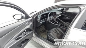 Hyundai AVANTE 1.6 2021 года из Южной Кореи