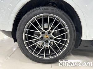 Porsche Cayenne 3.0 Coupe 2021 года из Южной Кореи