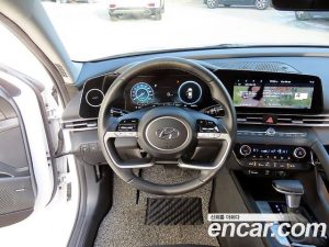 Hyundai AVANTE 1.6 2021 года из Южной Кореи