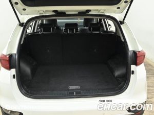 Kia Sportage Дизель 1.6 2WD 2022 года из Южной Кореи