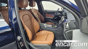 Mercedes-Benz GLC-Class GLC300e 4MATIC Coupe 2021 года из Южной Кореи