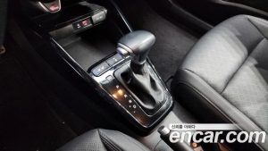 Kia Stonic 1.4 2020 года из Южной Кореи