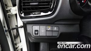 Kia Stonic 1.4 2020 года из Южной Кореи