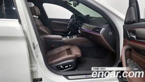 BMW 5-Series 530e M Sport 2021 года из Южной Кореи