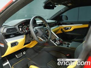 Lamborghini Urus 4.0 V8 S 2023 года из Южной Кореи