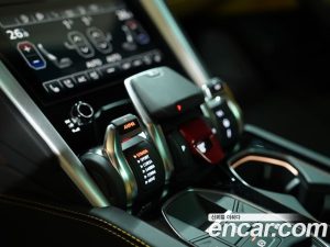 Lamborghini Urus 4.0 V8 S 2023 года из Южной Кореи