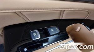 Kia Sorento HEV 1.6 4WD 2021 года из Южной Кореи