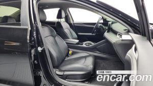 Kia K5 2.0 2020 года из Южной Кореи