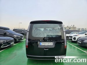 Hyundai Staria 4WD Lounge 7-Seater 2024 года из Южной Кореи