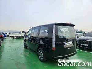 Hyundai Staria 4WD Lounge 7-Seater 2024 года из Южной Кореи
