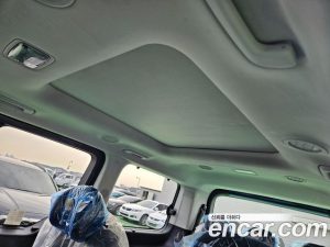 Hyundai Staria 4WD Lounge 7-Seater 2024 года из Южной Кореи