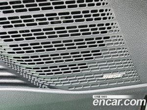 Hyundai Staria 4WD Lounge 7-Seater 2024 года из Южной Кореи