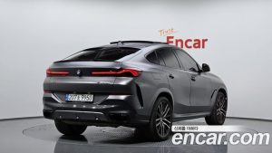 BMW X6 M50i 2020 года из Южной Кореи