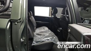 Ssangyong Rexton Дизель 2.2 4WD 2023 года из Южной Кореи