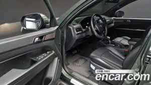 Ssangyong Rexton Дизель 2.2 4WD 2023 года из Южной Кореи