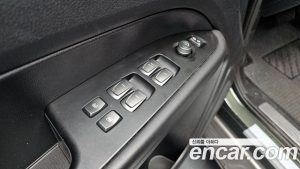 Ssangyong Rexton Дизель 2.2 4WD 2023 года из Южной Кореи