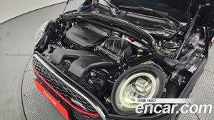 Mini Clubman JCW 2021 года из Южной Кореи