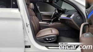 BMW 5-Series 520d M Sport Plus 2020 года из Южной Кореи