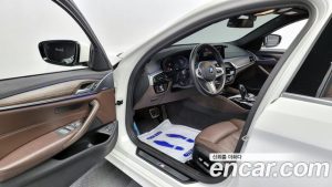 BMW 5-Series 520d M Sport Plus 2020 года из Южной Кореи