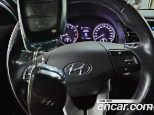 Hyundai AVANTE 1.6 2020 года из Южной Кореи