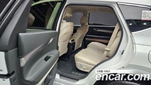 Genesis GV80 2.5T Бензин AWD 2024 года из Южной Кореи