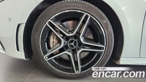 Mercedes-Benz A-Class AMG A35 4MATIC SEDAN 2021 года из Южной Кореи