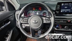 Kia Seltos Бензин 1.6 Turbo 4WD 2020 года из Южной Кореи