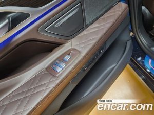 BMW 7-Series 730Ld xDrive Design Pure Excellence 2020 года из Южной Кореи