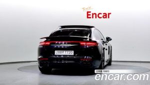 Porsche Panamera 4.0 GTS 2020 года из Южной Кореи