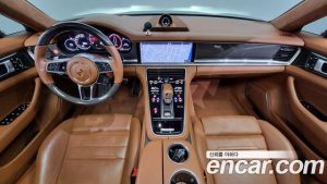 Porsche Panamera 4.0 GTS 2020 года из Южной Кореи