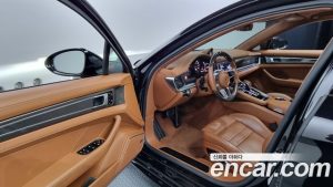 Porsche Panamera 4.0 GTS 2020 года из Южной Кореи