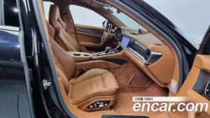 Porsche Panamera 4.0 GTS 2020 года из Южной Кореи