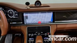 Porsche Panamera 4.0 GTS 2020 года из Южной Кореи