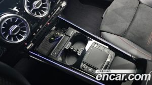 Mercedes-Benz GLA-Class GLA250 4MATIC 2020 года из Южной Кореи