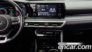 Kia K5 Prestige 2021 года из Южной Кореи