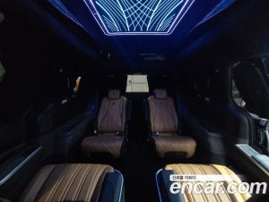 Kia Carnival Бензин 9-Seater Prestige 2024 года из Южной Кореи