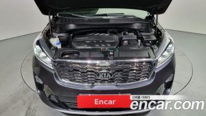 Kia Sorento Дизель 2.0 2WD 2020 года из Южной Кореи