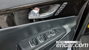 Kia Sorento Дизель 2.0 2WD 2020 года из Южной Кореи